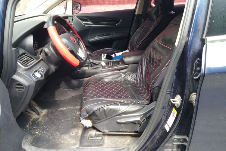 比亚迪 宋MAX 2017款 1.5T 自动智联豪华型 7座局部细节19