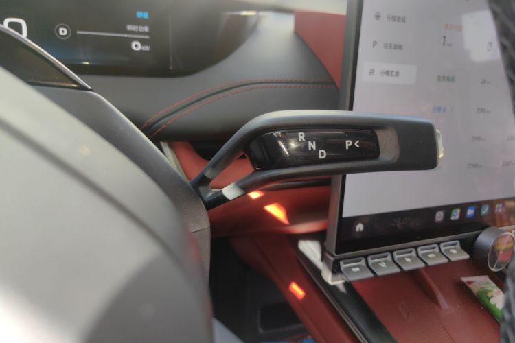 小米汽车 小米SU7 2024款 后驱超长续航高阶智驾Pro版中控内饰18