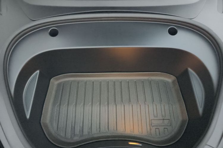 特斯拉 Model 3 2022款 后轮驱动版局部细节24