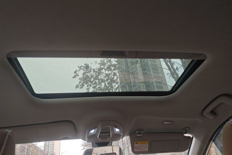 五菱汽车 五菱佳辰 2022款 1.5T CVT尊享旗舰型中控内饰22