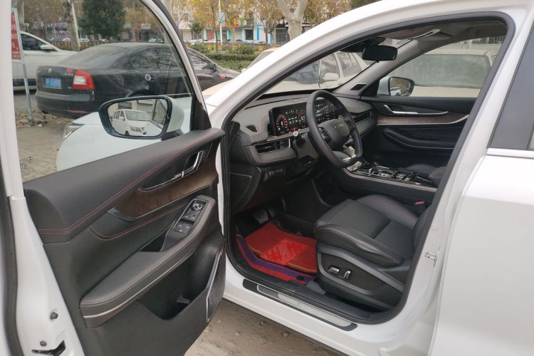 星途追风 2020款 乘风破浪版 1.5T CVT星睿版中控内饰7003