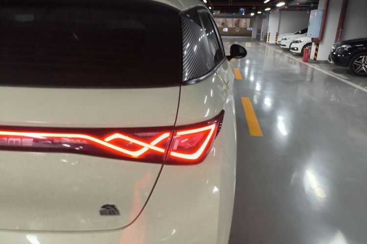 比亚迪 海豚 2021款 405km 时尚版车身外观6006