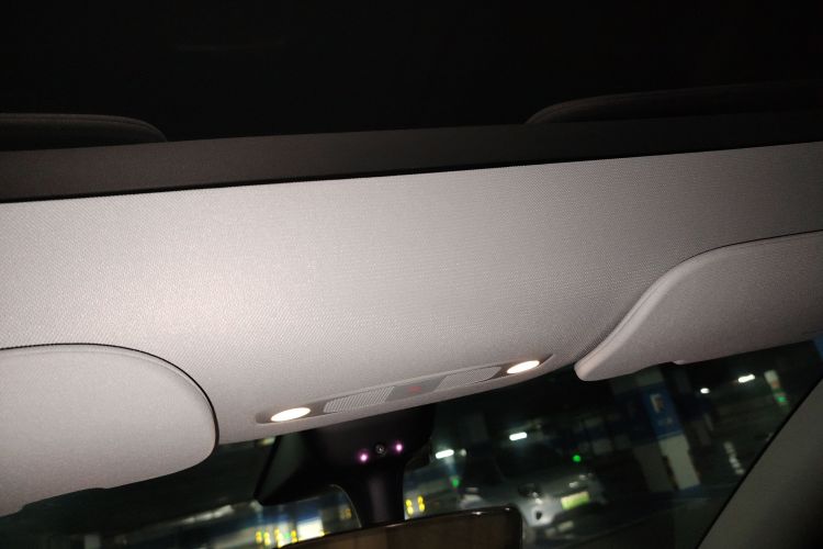 特斯拉 Model Y 2022款 Performance高性能全轮驱动版局部细节22