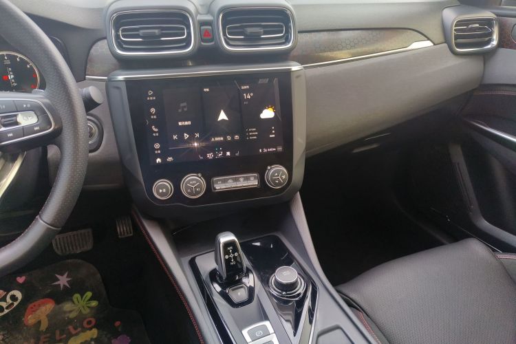 领克03 2020款 1.5TD DCT劲Pro版中控内饰16