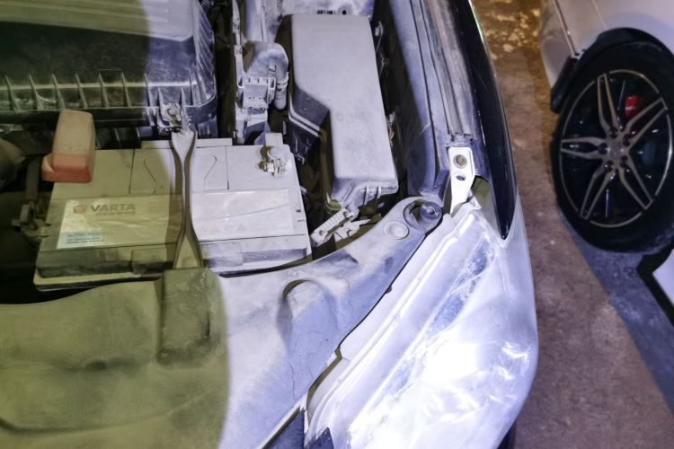 丰田 凯美瑞 2010款 200G 经典版局部细节9007