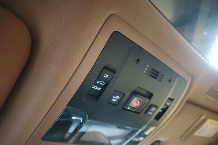 雷克萨斯ES 2021款 200 豪华版中控内饰22