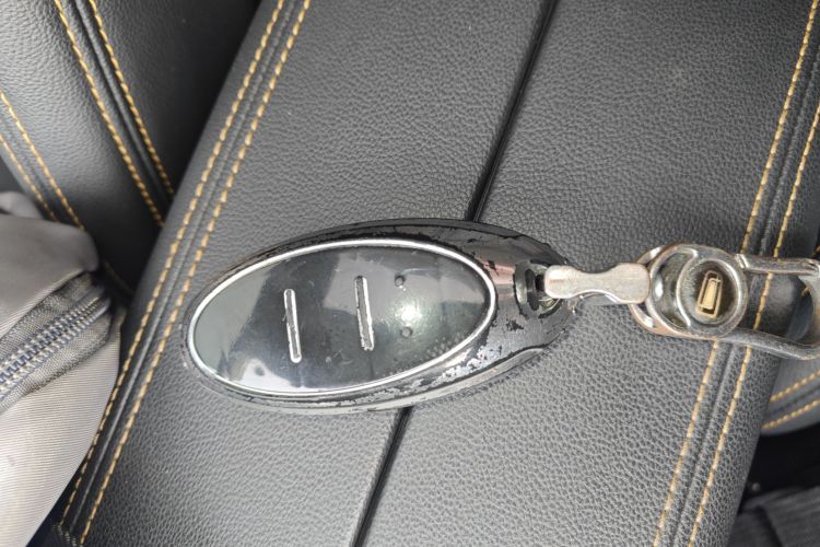 奔腾T77 2020款 PRO 280 TID 自动豪华型中控内饰11