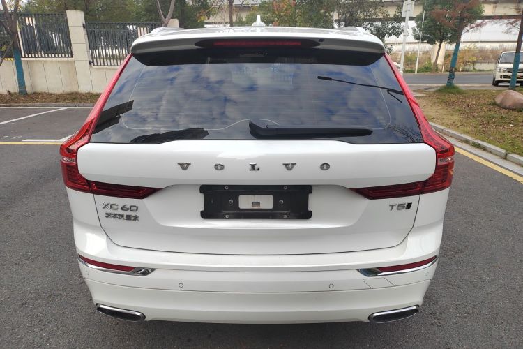 沃尔沃XC60 2021款 T5 四驱智远豪华版车身外观6004