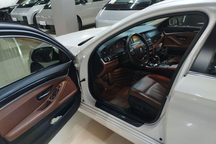 宝马5系 2017款 525Li 领先型中控内饰7003