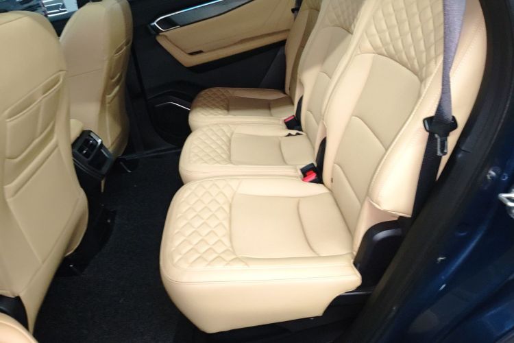 吉利汽车 豪越L 2023款 2.0T DCT旗舰型中控内饰7004