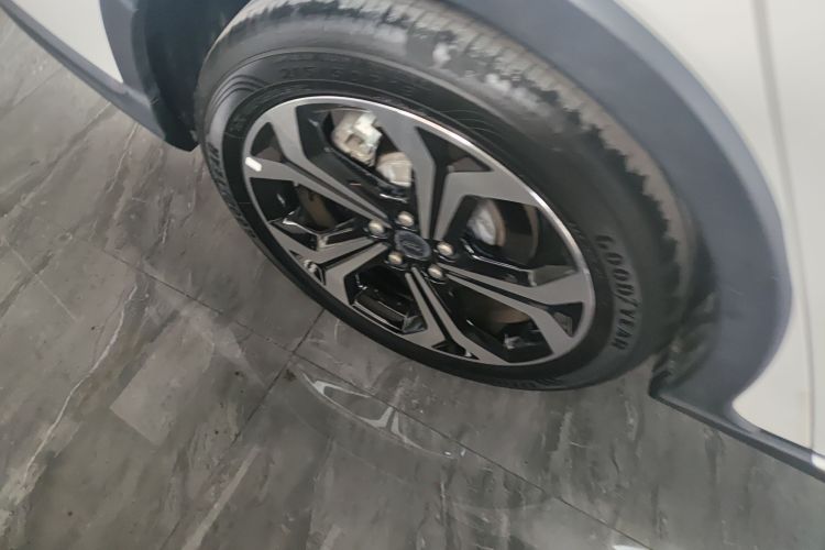 福特 福克斯 2021款 猎装版 EcoBoost 180 自动猎潮型车身外观6008