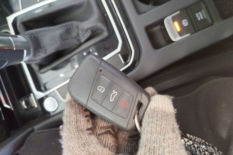 大众 迈腾 2019款 330TSI DSG 豪华型 国VI中控内饰11