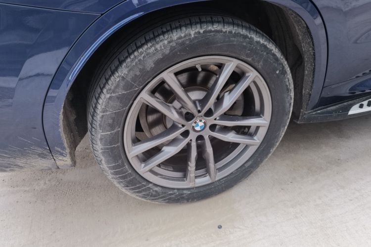 宝马X3 2020款  xDrive28i M运动套装车身外观6008