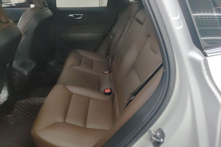 沃尔沃XC60 2021款 T5 四驱智远豪华版中控内饰21