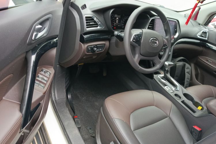 广汽传祺 传祺GS4 2017款 235T 自动两驱精英版中控内饰7003