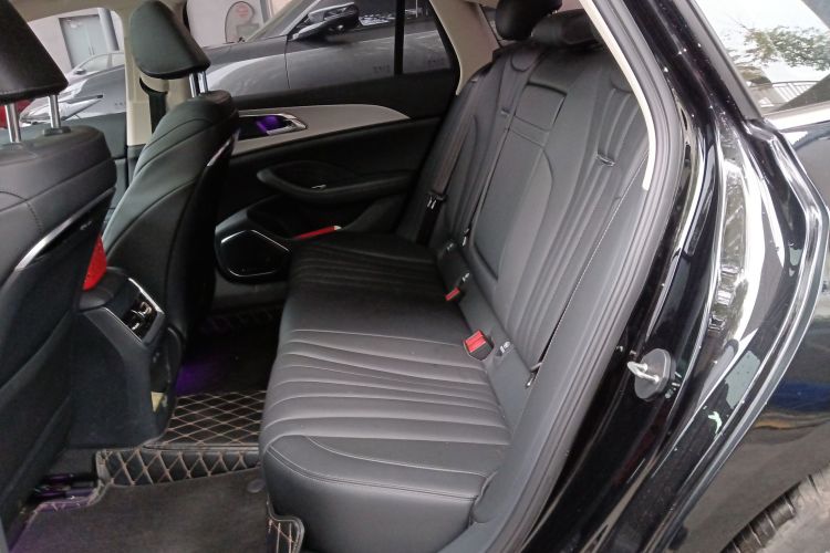 红旗H5 2023款 1.5T DCT智联旗韵版中控内饰7004