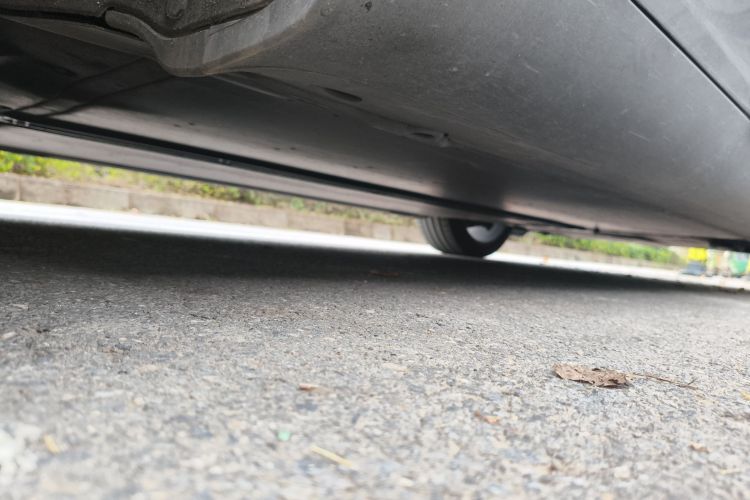 特斯拉 Model Y 2024款 长续航全轮驱动版局部细节9002