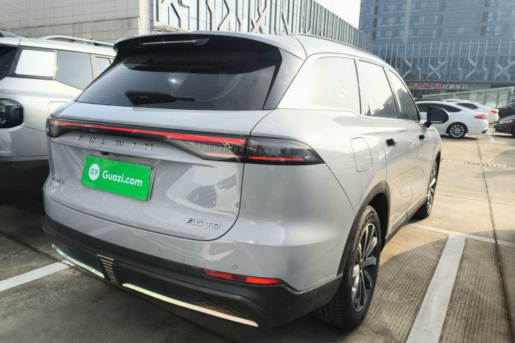 奇瑞 风云T9 2024款 120 长续航版标准型 5座 三元锂车身外观7