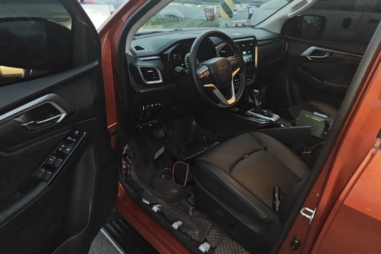 五十铃 D-MAX 2021款 1.9T自动四驱柴油Global引领型RZ4E中控内饰7003