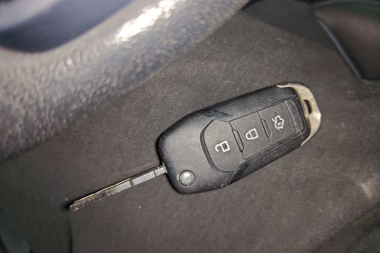 福特 福克斯Active 2020款 EcoBoost 180 自动劲潮型中控内饰7001