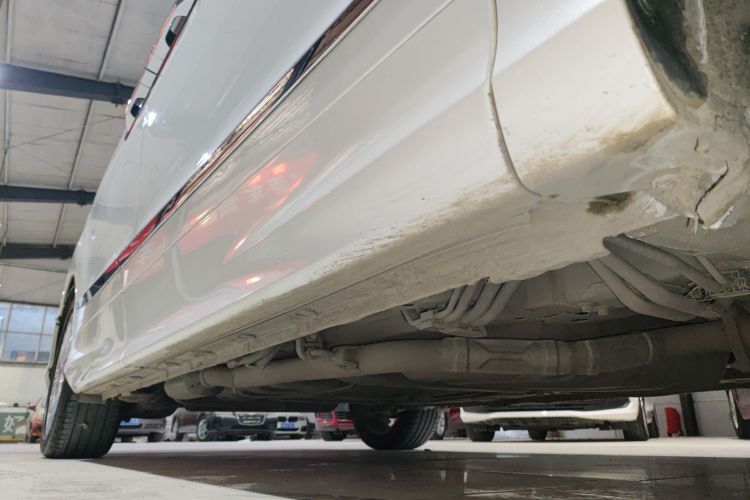 本田 艾力绅 2016款 2.4L 舒适版局部细节9001