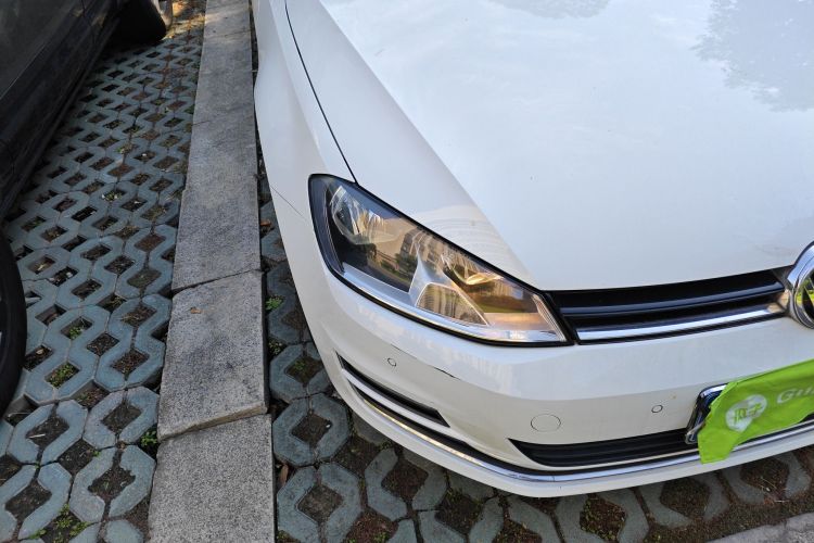 大众 高尔夫 2017款 230TSI 自动舒适百万辆纪念版车身外观6006