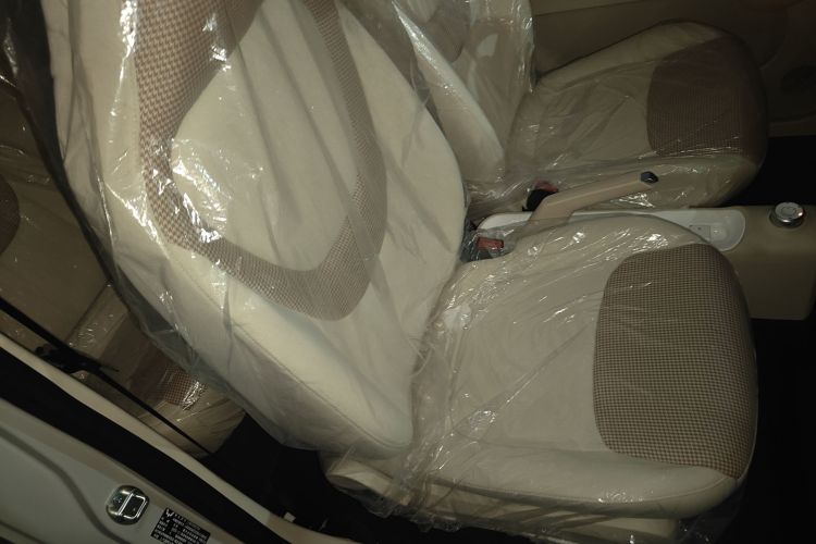 五菱汽车 宏光MINIEV 2024款 第三代 215km 青春版局部细节41