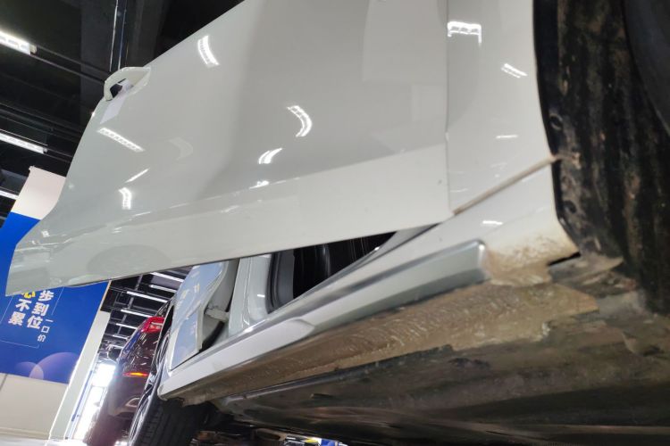 奥迪A3 2023款 改款 A3L Limousine 35 TFSI 时尚运动型局部细节9001