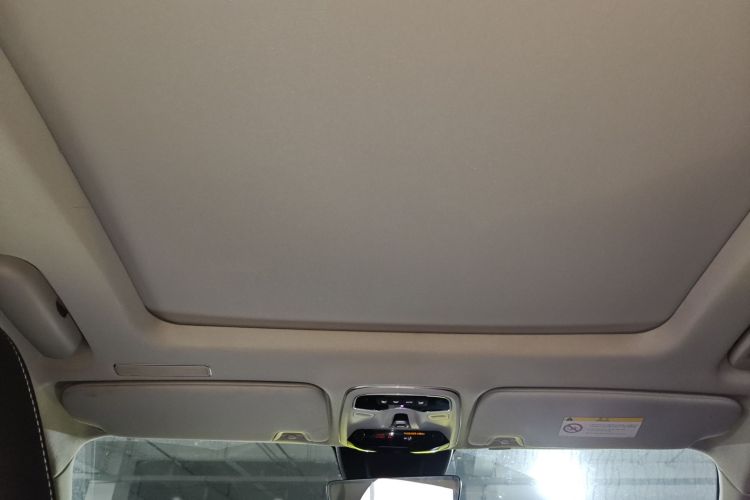 领克01 2017款 2.0T 两驱型Pro版中控内饰22