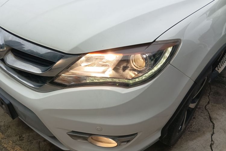 比亚迪S7 2016款 2.0T 自动尊贵型Plus局部细节36