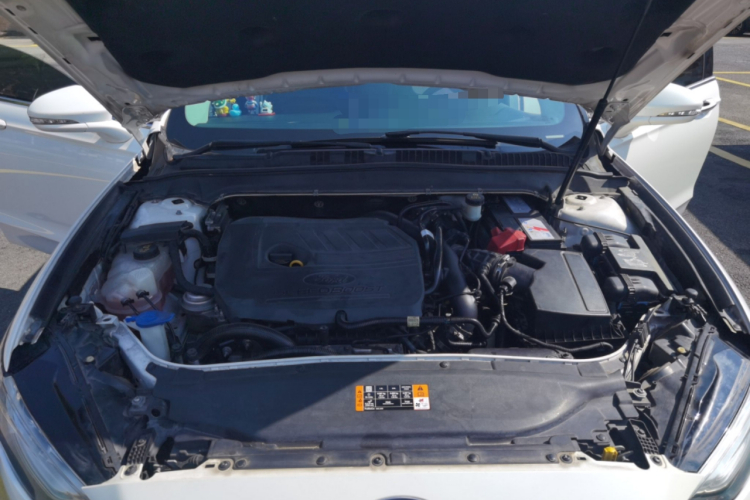 福特 蒙迪欧 2017款 改款 EcoBoost 180 时尚型局部细节24