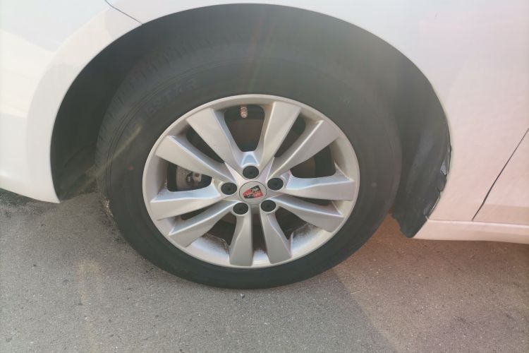 荣威360 2015款 1.5L 自动豪华版车身外观6007