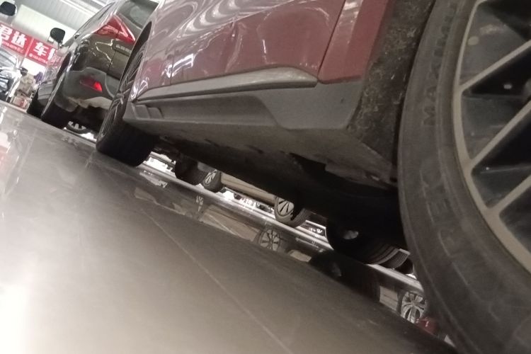 比亚迪 汉 2023款 EV 冠军版 506KM前驱尊贵型局部细节9001