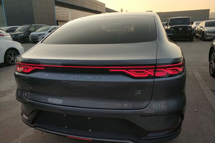 比亚迪 汉 2022款 DM-i 121KM 尊荣型车身外观6