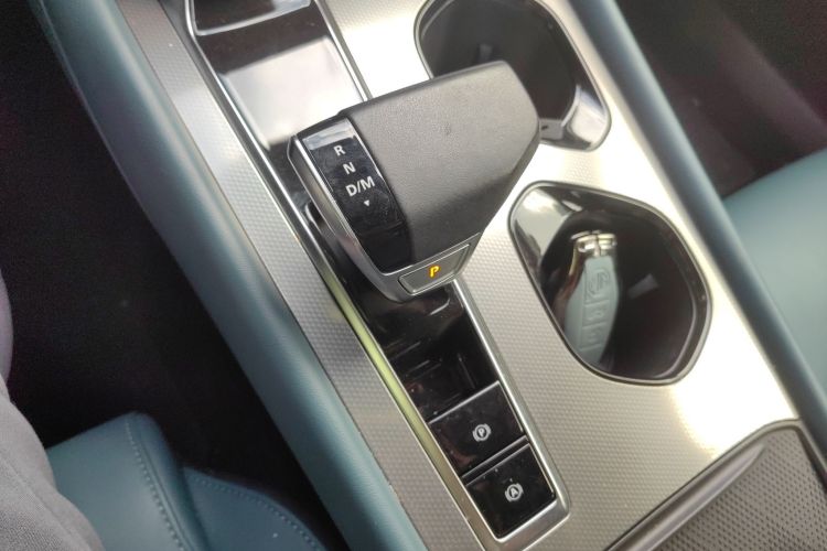 名爵 MG7 2023款 2.0T 自动猎美尊享版局部细节18