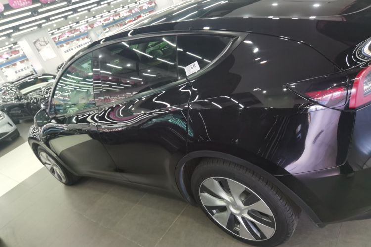 特斯拉 Model Y 2022款 后轮驱动版车身外观6003