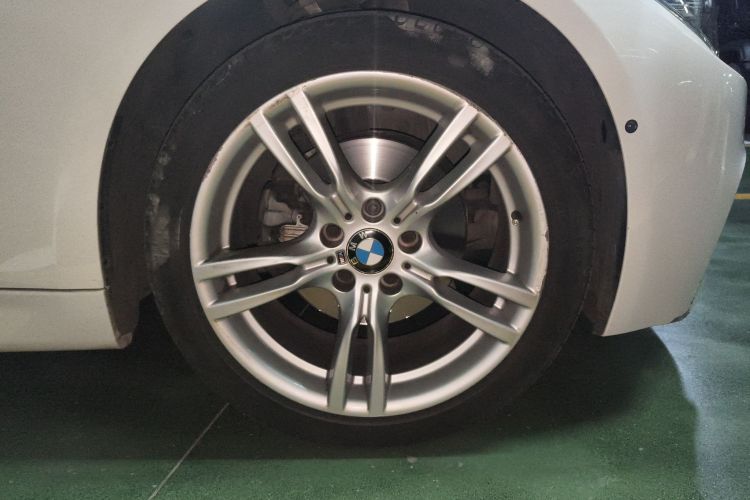 宝马3系 2018款 320Li 领先型M运动套装车身外观6007