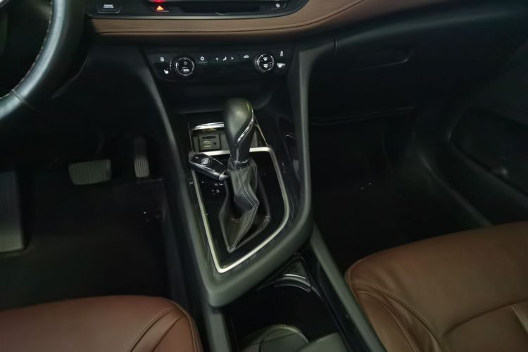 别克GL6 2019款 18T 6座互联豪华型 国V局部细节18