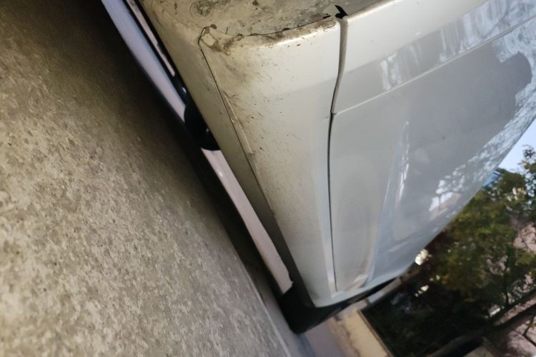 特斯拉 Model 3 2022款 后轮驱动版局部细节9004