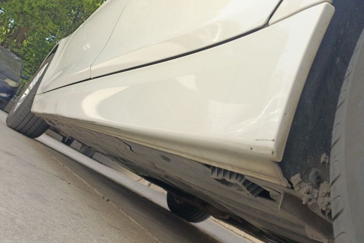 宝马3系 2014款 320Li 时尚型机舱底盘30