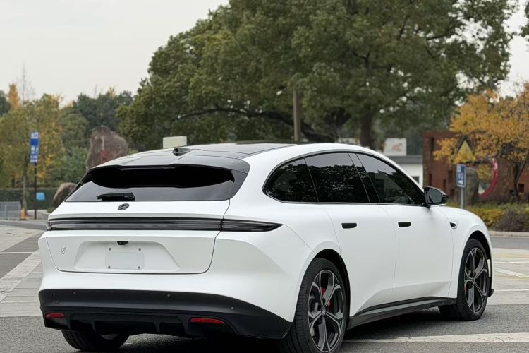 蔚来ET5T 2024款 75kWh Touring车身外观7