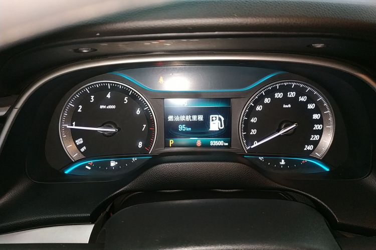 别克 英朗 2015款 15N 自动精英型中控内饰14