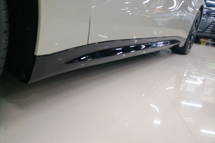 小米汽车 小米SU7 2024款 后驱长续航智驾版局部细节9002