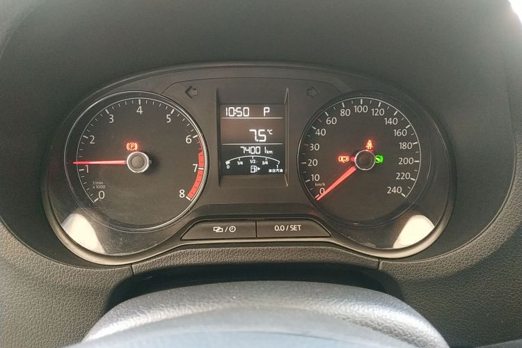 大众 Polo 2018款 1.5L 自动安驾型中控内饰14