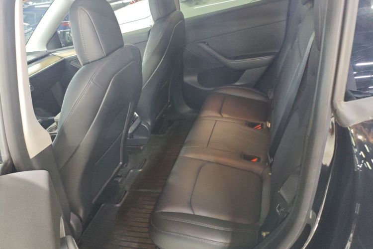 特斯拉 Model Y 2021款 标准续航后驱版中控内饰21