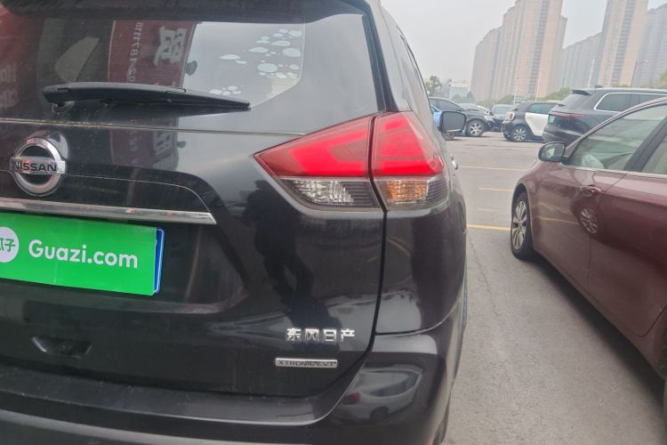 日产 奇骏 2019款 2.0L CVT智联舒适版 2WD车身外观6006