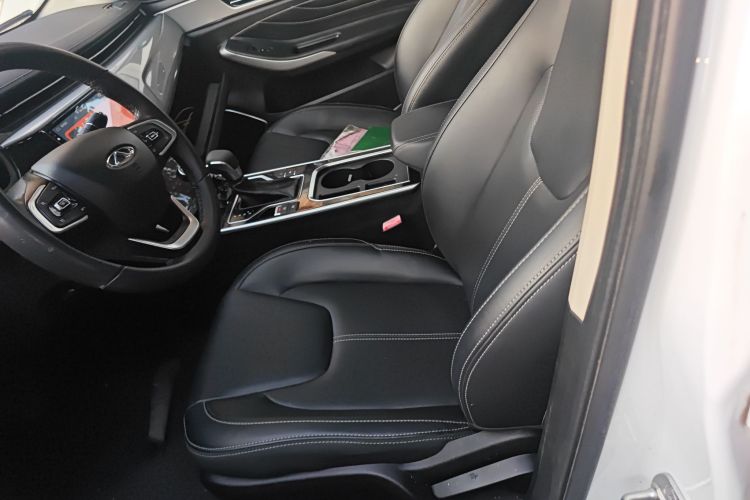 奇瑞 艾瑞泽5 2019款 改款PRO 1.5L CVT青春版 国VI中控内饰19