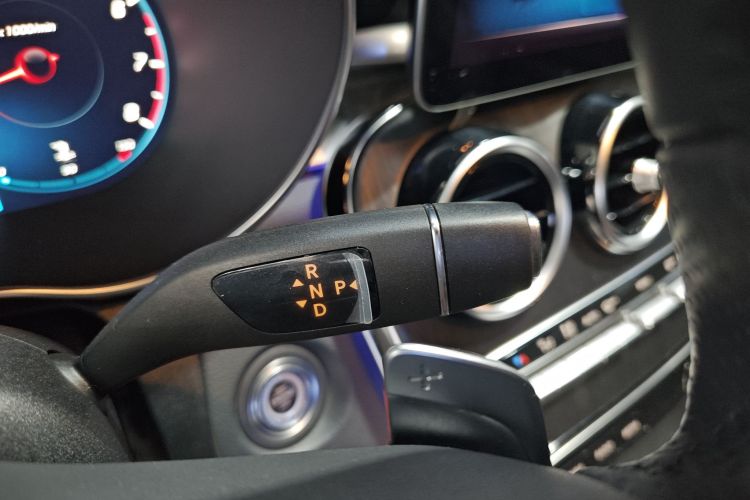 奔驰C级 2021款 C 200 L 时尚型运动版中控内饰18