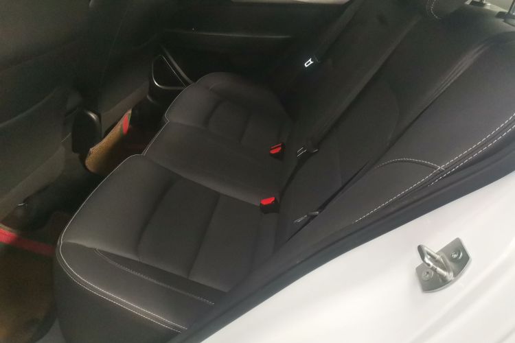 吉利汽车 帝豪 2020款 1.5L 手动舒适型中控内饰7004