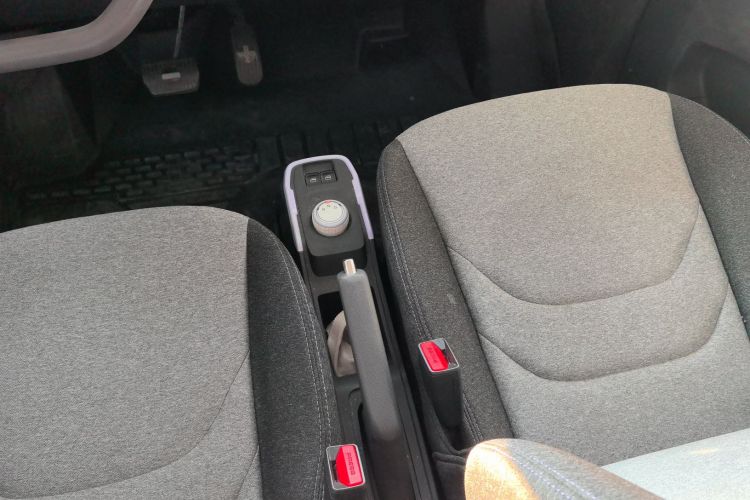 奇瑞 QQ冰淇淋 2022款 120km 甜筒 磷酸铁锂局部细节18